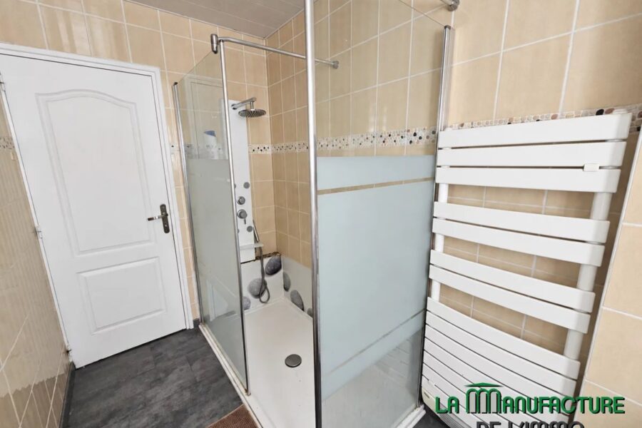 Maison à vendre à La ricamarie — Vue montagne — photo 11