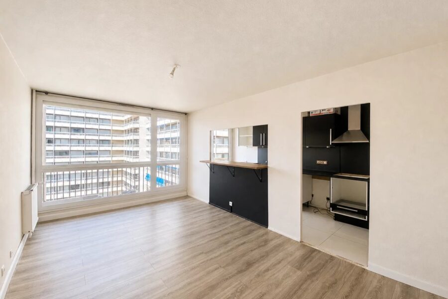 Appartement à vendre à Saint-Étienne — Vue sur la ville — photo 2