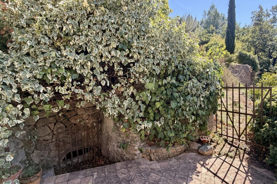 Maison à vendre à Seillans — Vue montagne — photo 31