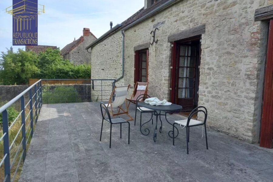 Maison à vendre à Châteauneuf — Vue sur la ville — photo 8