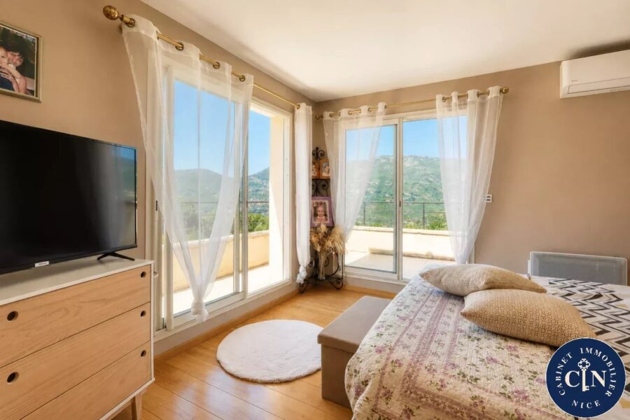 Maison à vendre à Contes — Vue montagne — photo 9