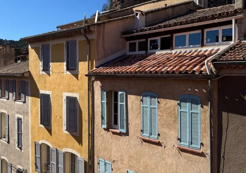 Maison à vendre à Cotignac — Vue sur la ville — photo 26