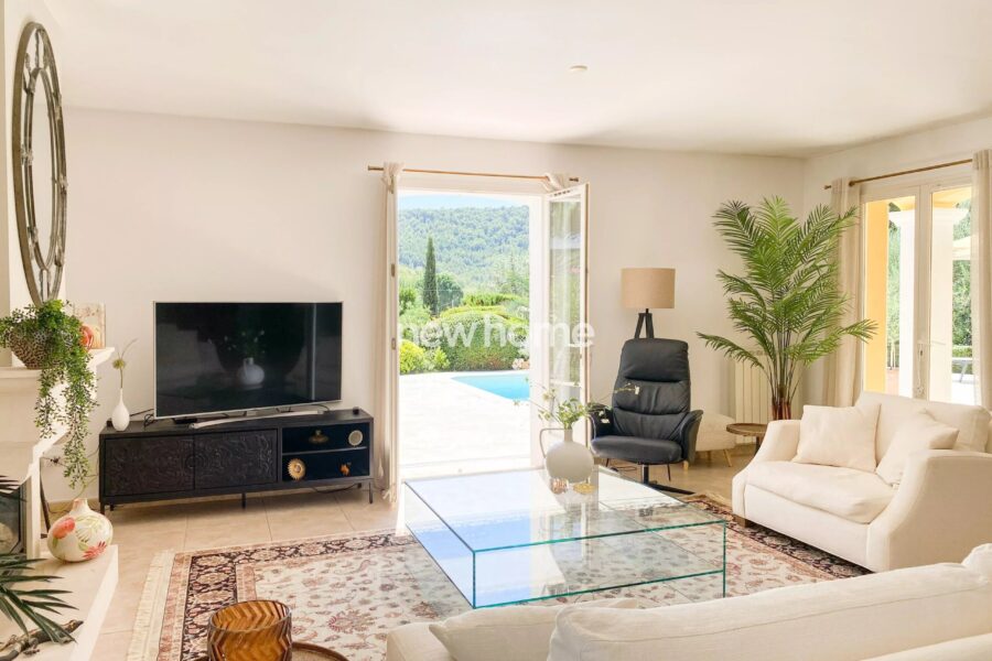 Maison à vendre à Salernes — Vue montagne — photo 11