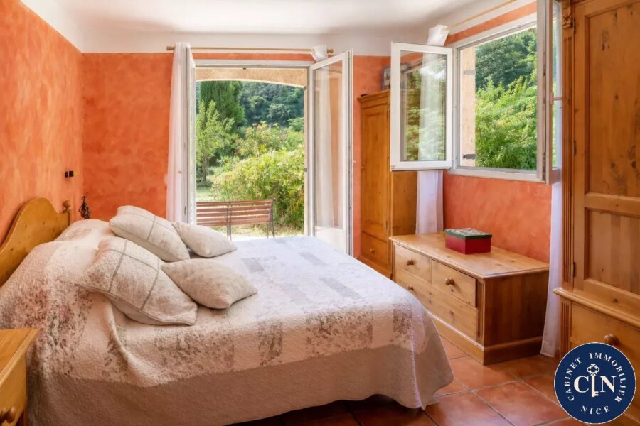 Maison à vendre à Le broc — Vue montagne — photo 14