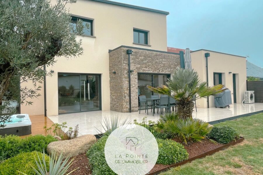 Maison à vendre à Saint-alban — Vue parc & jardin — photo 10