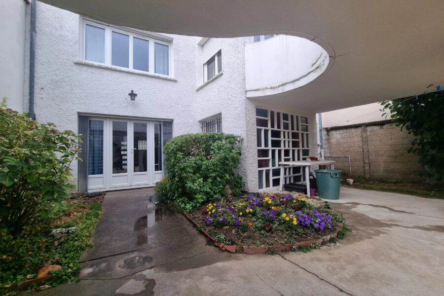 Maison à vendre à Orléans — Vue sur la ville — photo 2