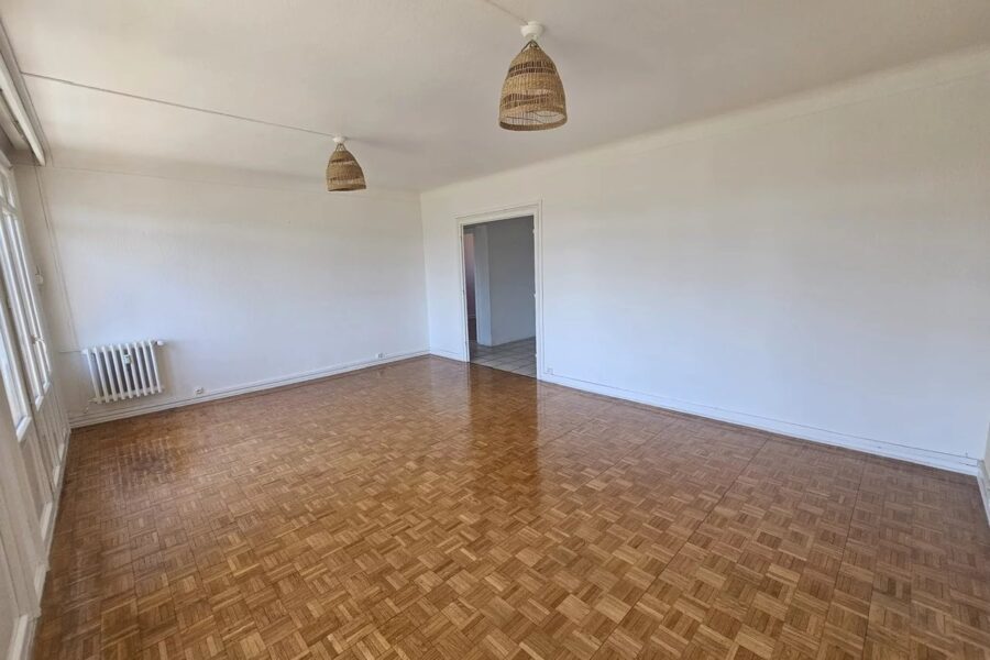 Appartement à vendre à Saint-Étienne — Vue sur la ville — photo 12