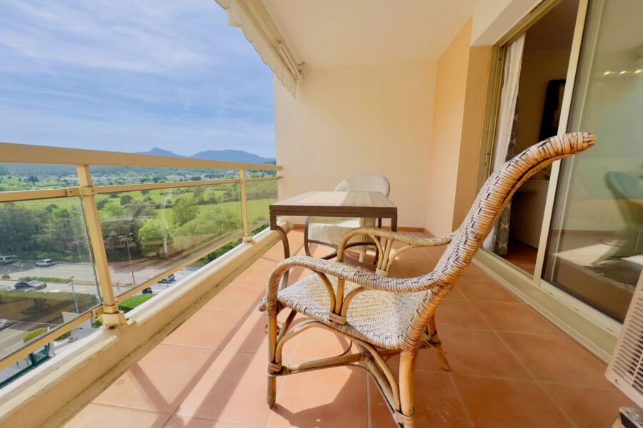 Appartement à vendre à Mandelieu-la-napoule — Vue nature — photo 6
