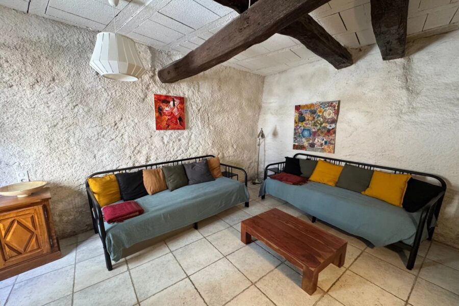 Maison à vendre à Cotignac — Vue sur la ville — photo 3