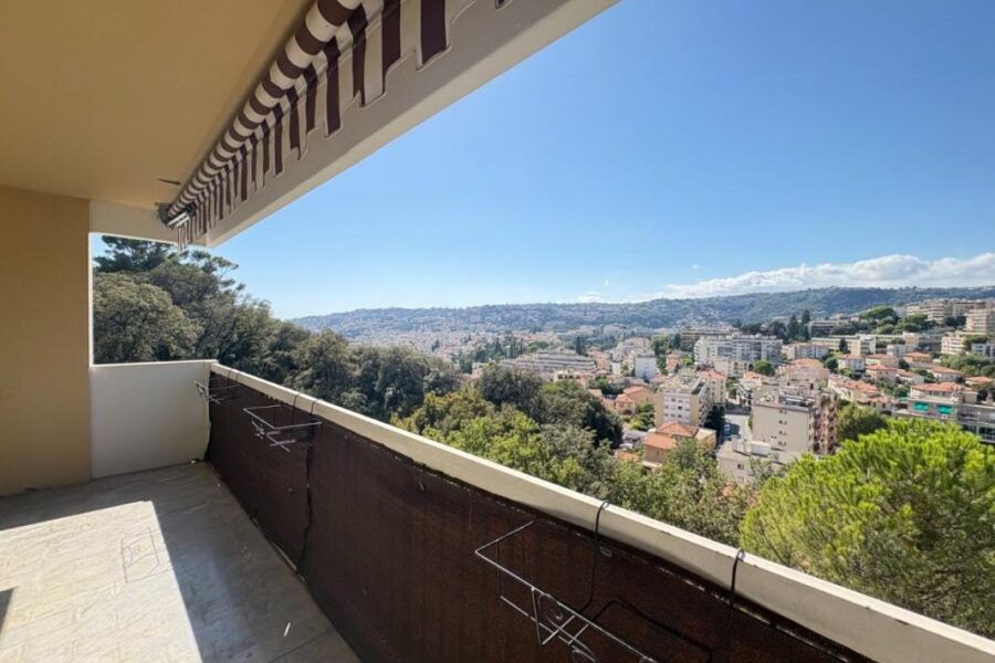 Appartement à louer à Nice — Vue sur la ville — photo 5
