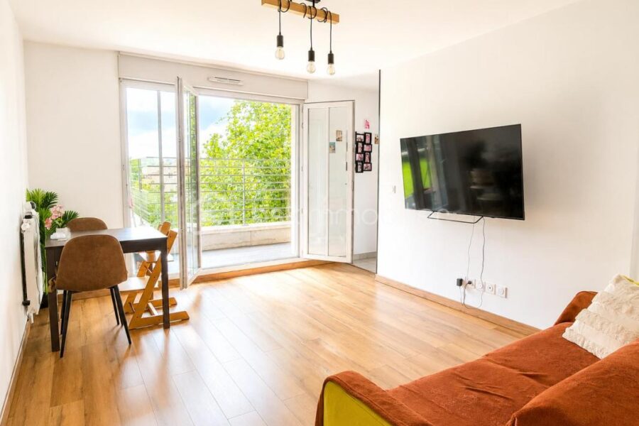 Appartement à vendre à Noisy le sec — Vue sur la ville — photo 4