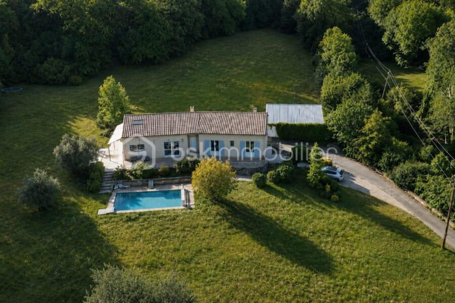 Maison à vendre à Saint pons de thomieres — Vue montagne — photo 5