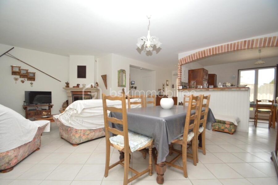 à vendre à Saint-Laurent-de-la-Salanque — Vue dégagée — photo 4