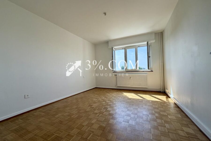 Appartement à vendre à Strasbourg — Vue sur la ville — photo 5