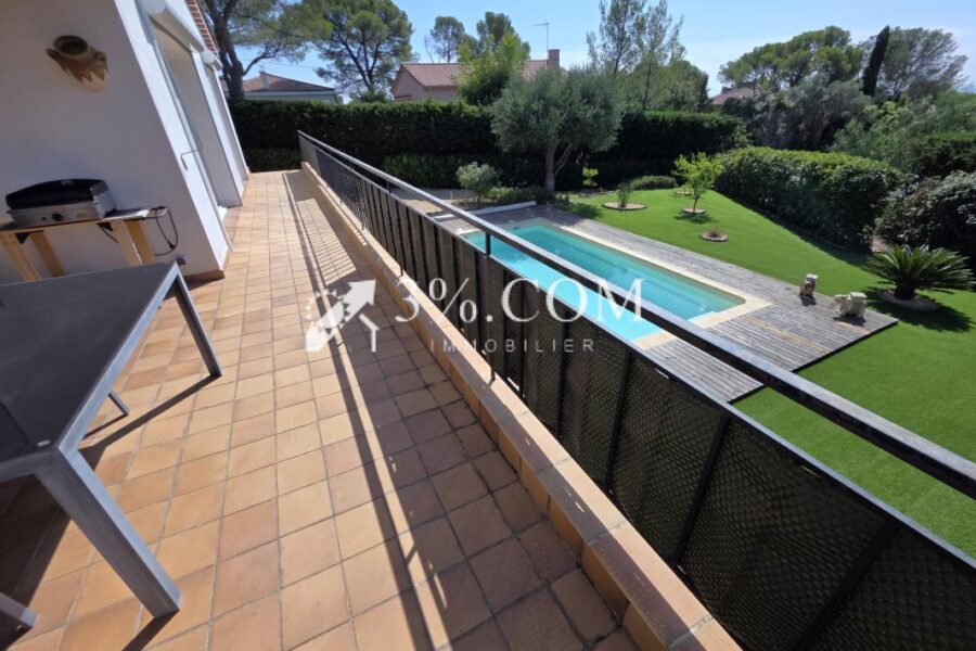 Maison à vendre à Saint raphael — Vue mer — photo 4