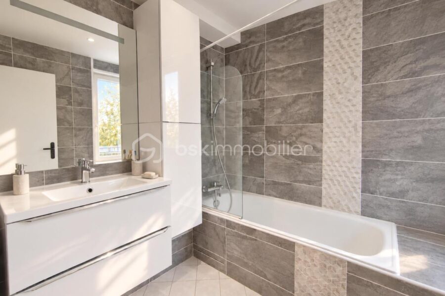Appartement à vendre à Trappes — Vue sur la ville — photo 5