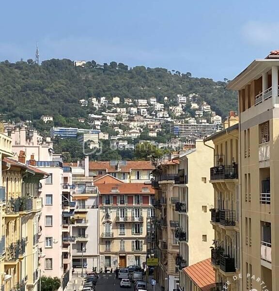Appartement à vendre à Nice — Vue sur la ville — photo 1