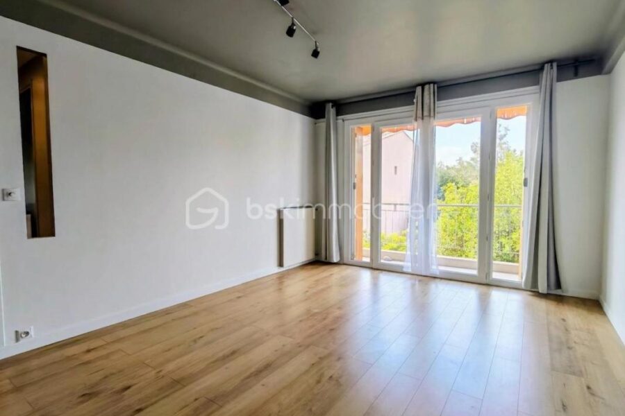 Appartement à vendre à Vallauris — Vue sur la ville — photo 4