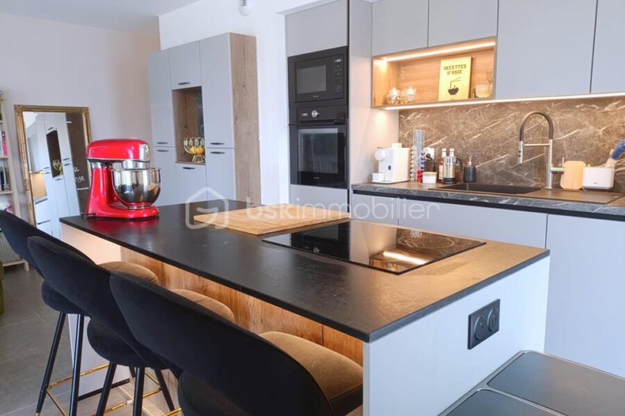 Appartement à vendre à Voiron — Vue montagne — photo 5