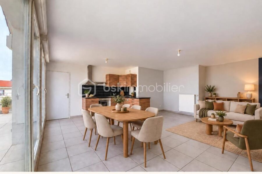 Appartement à vendre à Vénissieux — Vue sur la ville — photo 4