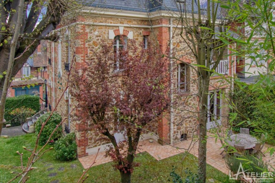Maison à vendre à Saint cloud — Vue sur la ville — photo 4