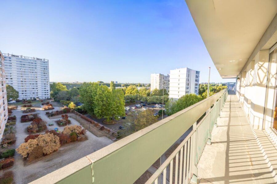 Appartement à vendre à Nantes — Vue sur la ville — photo 1