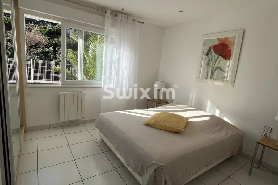 Appartement à vendre à Cavalaire-sur-mer — Vue parc & jardin — photo 9