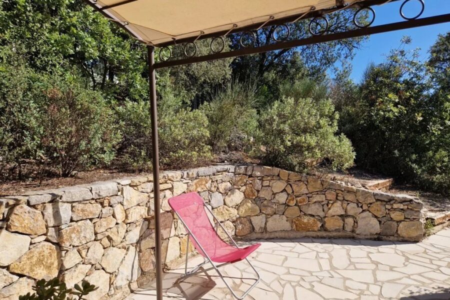 Maison à vendre à Lorgues — Vue montagne — photo 16