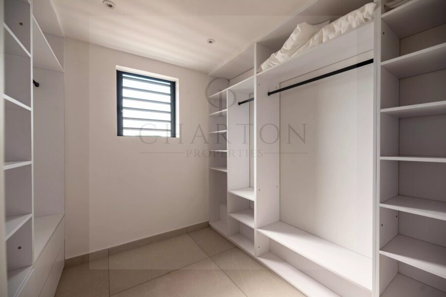 Maison à vendre à Roches noires — Vue parc & jardin — photo 8