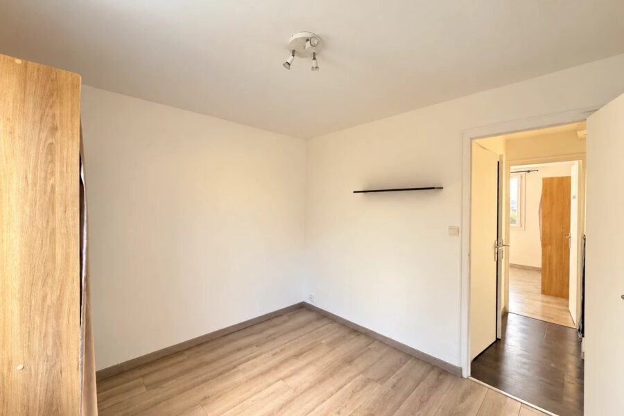 Appartement à vendre à Saint-Étienne — Vue nature — photo 9