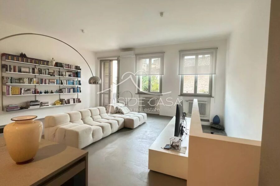 Appartement à vendre à Mantova — Vue fleuve — photo 2