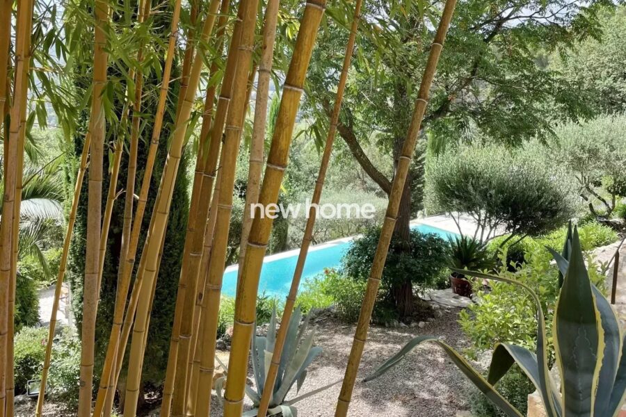 Maison à vendre à Lorgues — Vue montagne — photo 31