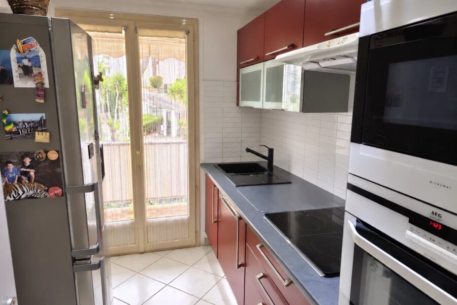 Appartement à vendre à Saint-laurent-du-var — Vue mer — photo 4