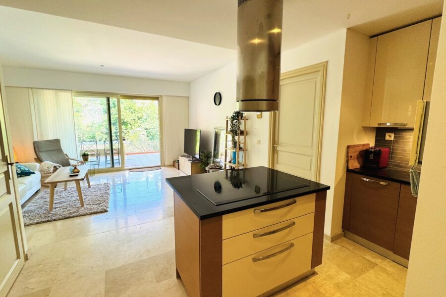Appartement à vendre à Théoule-sur-mer — Vue nature — photo 6