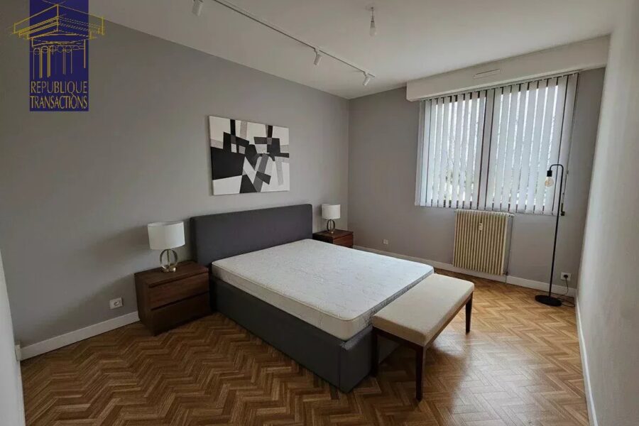 Appartement à vendre à Beaune — Vue sur la ville — photo 10