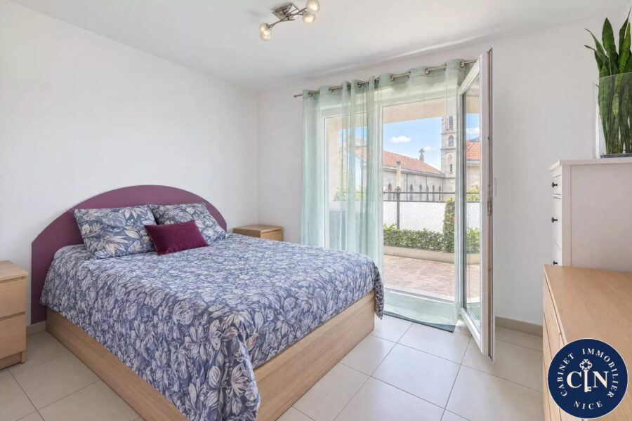 Appartement à vendre à Nice — Vue sur la ville — photo 9