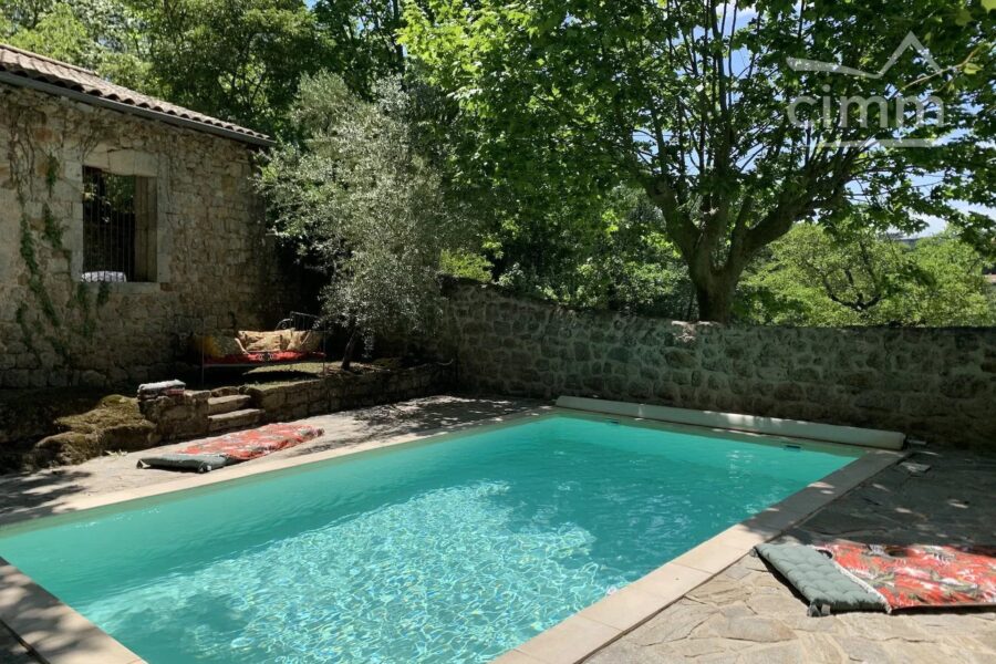 Maison à vendre à Chassiers — Vue montagne — photo 2