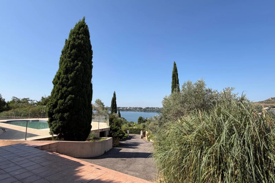 Maison à vendre à Istres — Vue lac — photo 30
