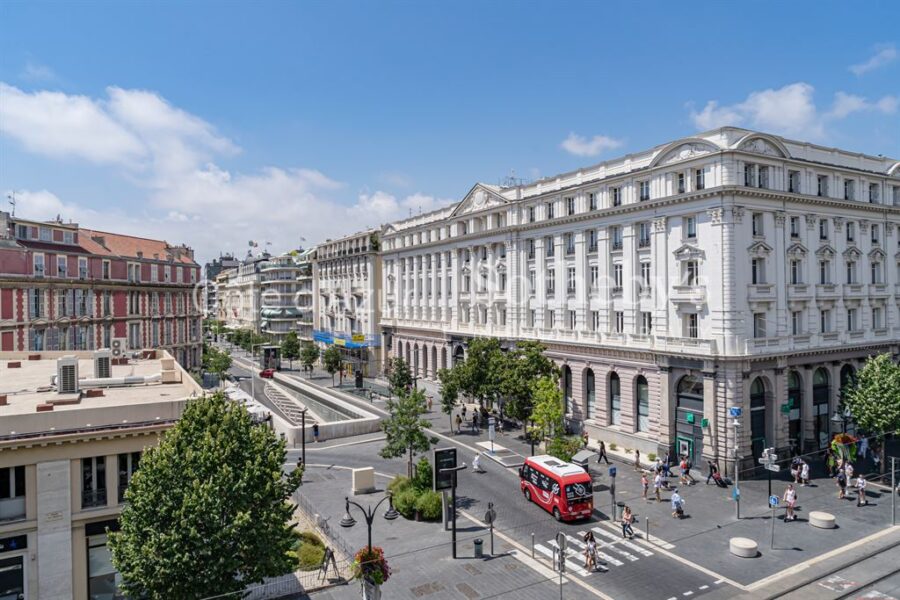 Appartement à vendre à Nice — Vue sur la ville — photo 10