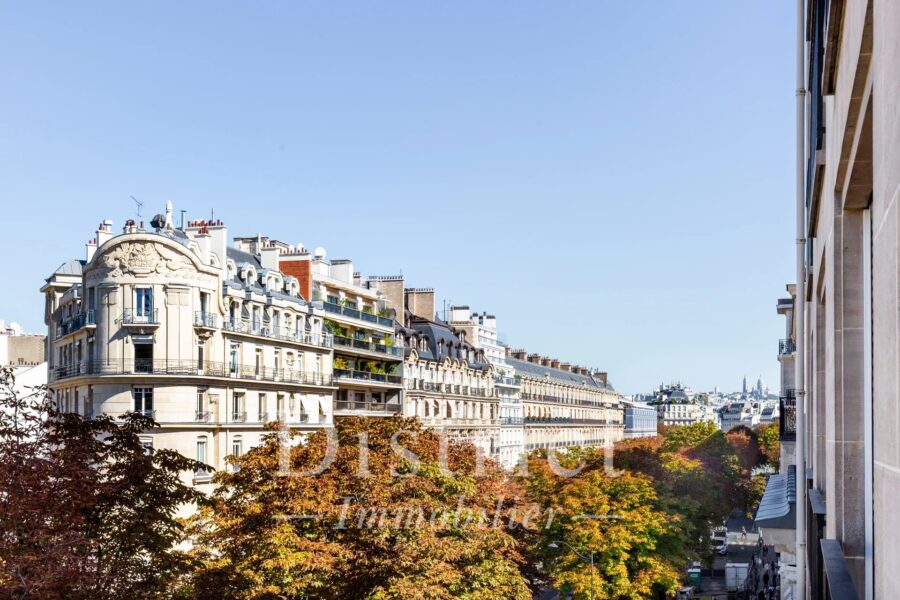 Appartement à vendre à Paris 8ème — Vue sur la ville — photo 1