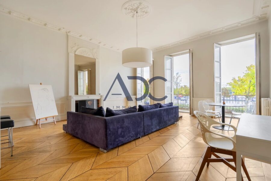 Appartement à vendre à Bordeaux — Vue fleuve — photo 3