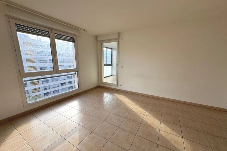Appartement à vendre à Marseille 8ème — Vue sur la ville — photo 10