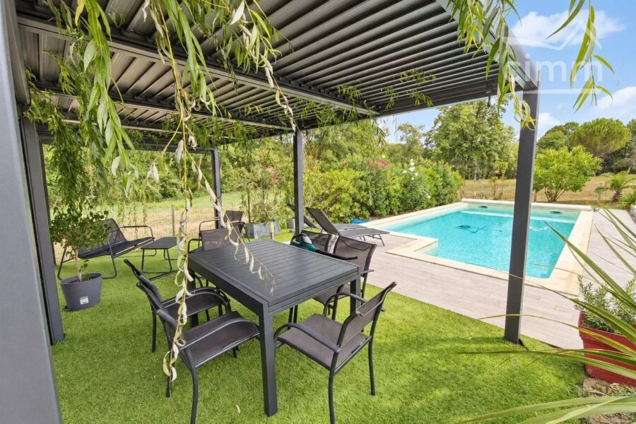 Maison à vendre à Montguyon — Vue parc & jardin — photo 10