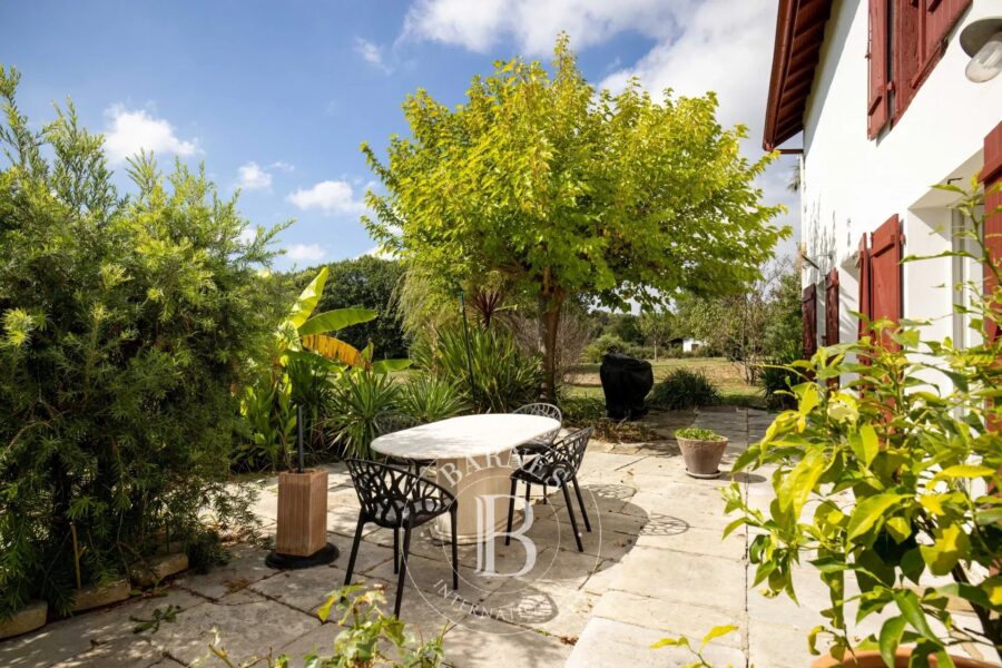 Maison à vendre à Urt — Vue montagne — photo 8