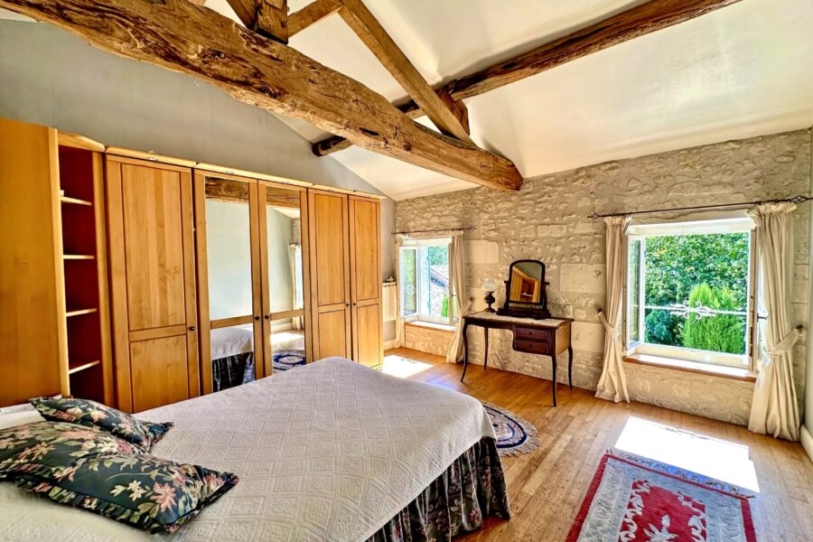 Maison à vendre à Saint-dizant-du-gua — Vue parc & jardin — photo 11