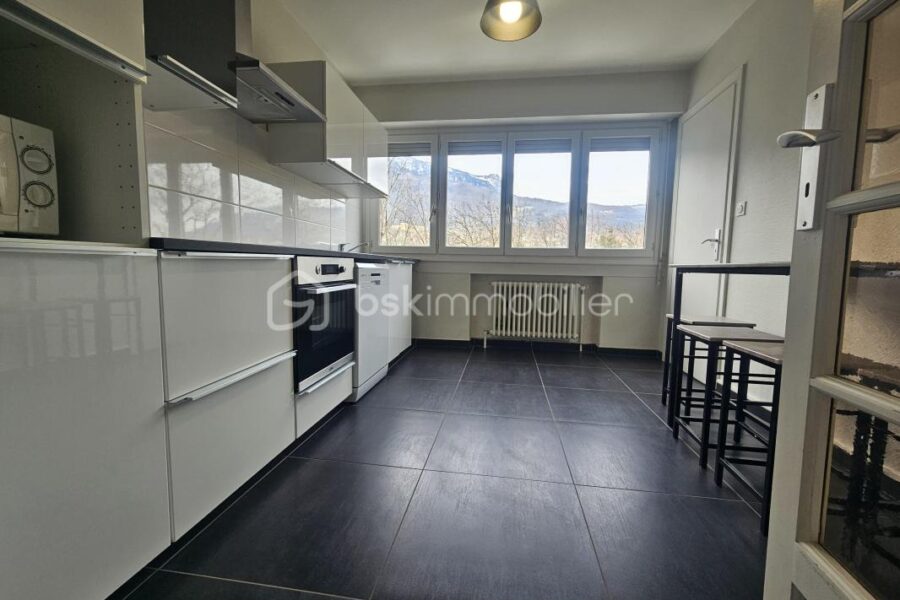 Appartement à vendre à Echirolles — Vue parc & jardin — photo 5