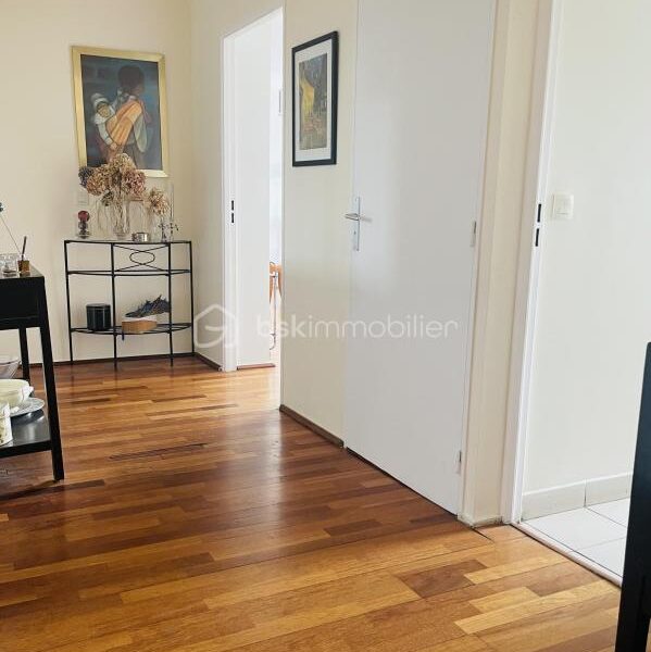 Appartement à vendre à Paris 14e arrondissement — Vue sur la ville — photo 6