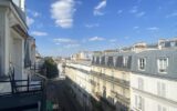 Appartement à vendre à Paris — Vue sur la ville — photo 1