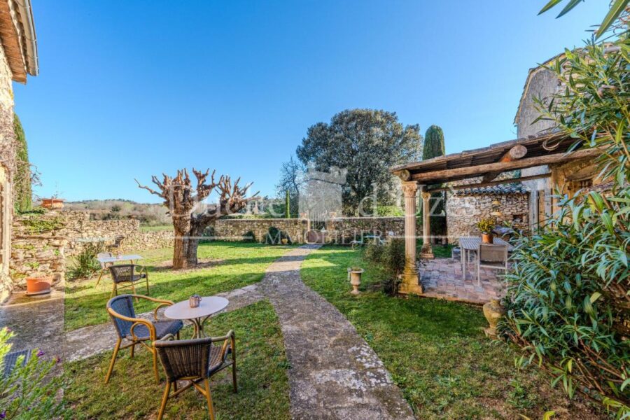 Maison à vendre à Uzes — Vue nature — photo 1
