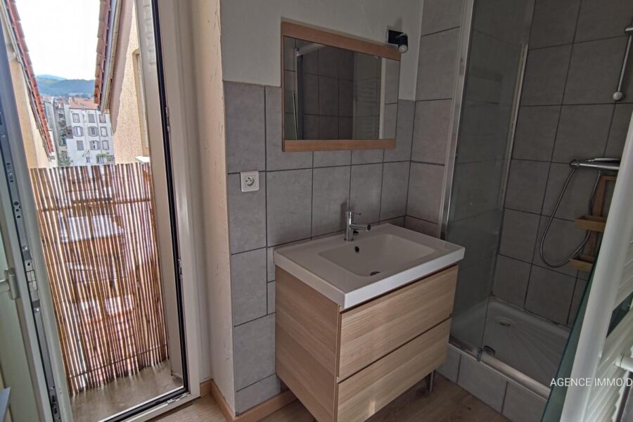 Appartement à louer à Clermont ferrand — Vue sur la ville — photo 5